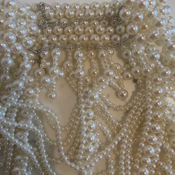 Pearl bib necklace - Picture 3 of 3